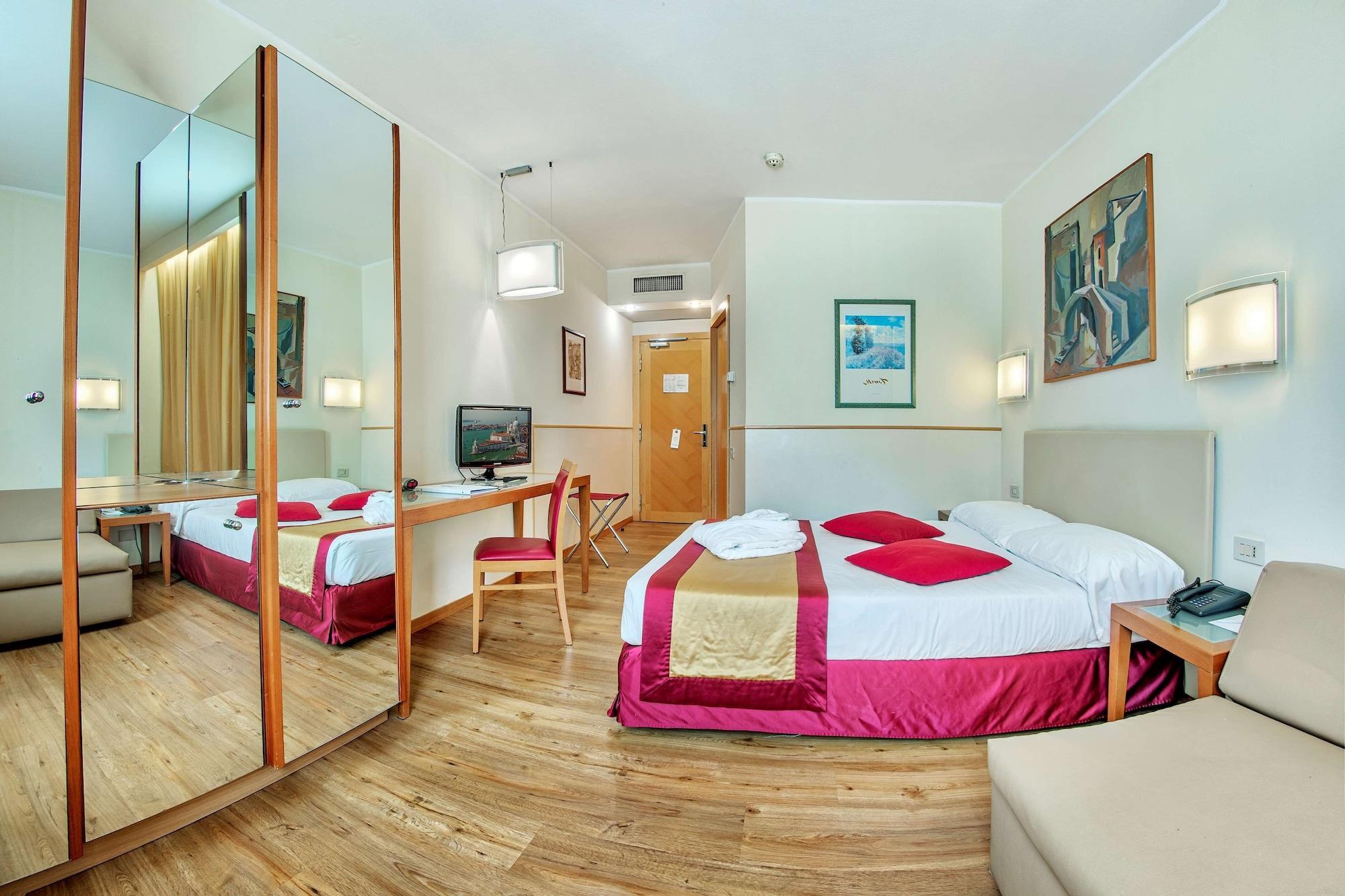 B&B Hotel Quarto dʼAltino Dış mekan fotoğraf