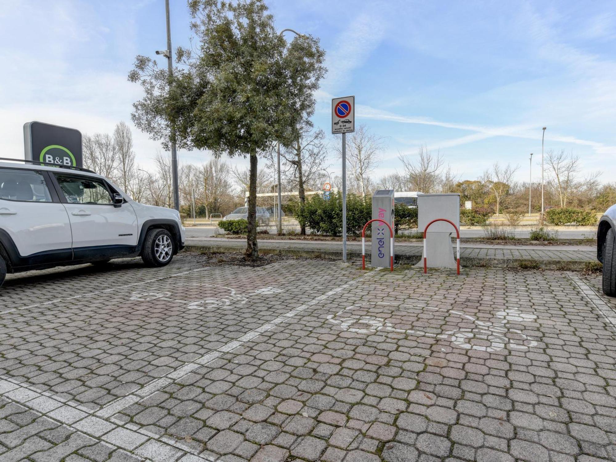 B&B Hotel Quarto dʼAltino Dış mekan fotoğraf